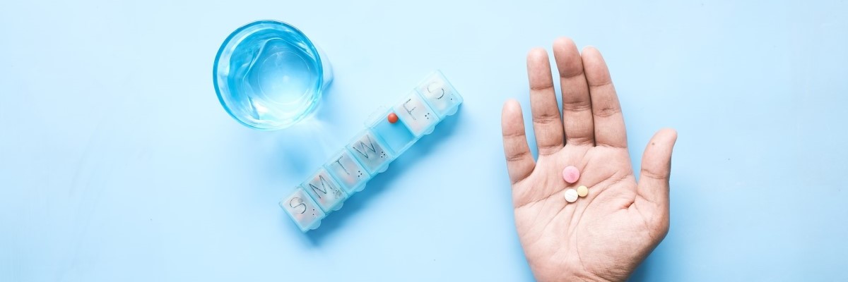 Как правильно запивать лекарства